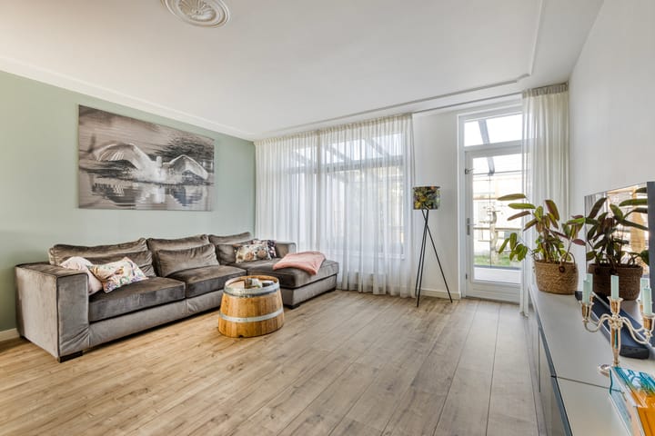 Photo 2 of Oostendeelplein 39