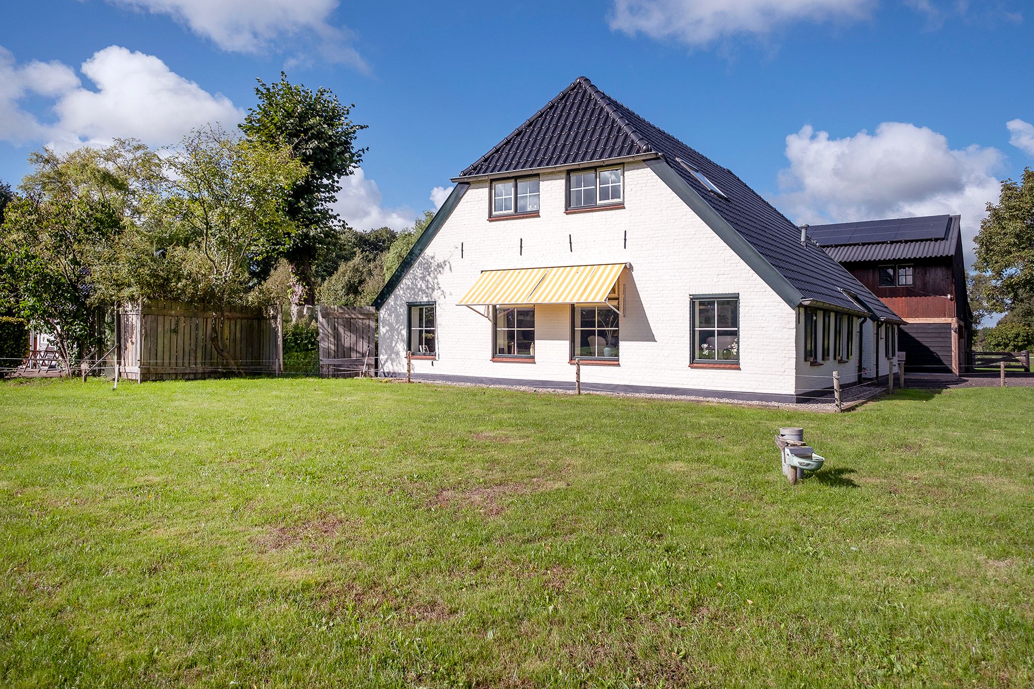 Foto 69 van Strenkhaarsweg 9