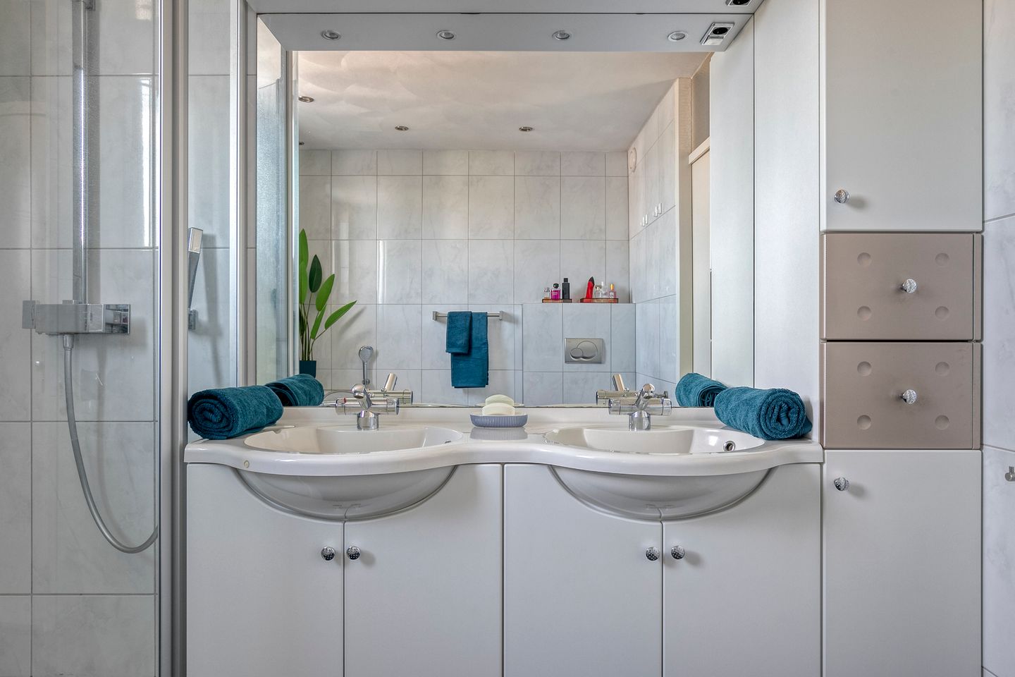 Foto 25 van Nemerlaerhof 208