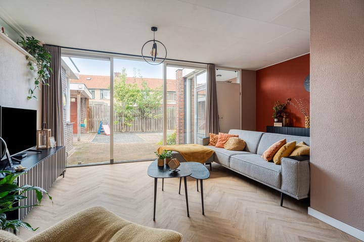 Photo 10 of J.P. Heyelaan 17