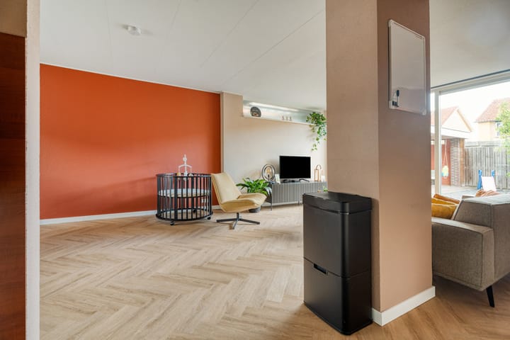 Photo 16 of J.P. Heyelaan 17