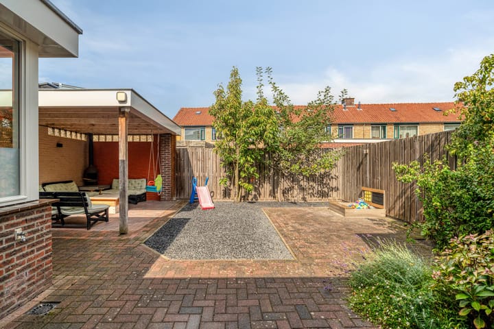 Photo 37 of J.P. Heyelaan 17