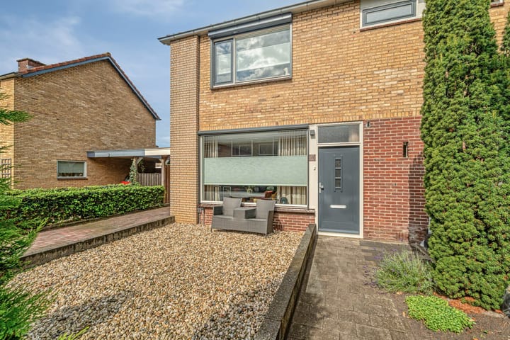 Photo 46 of J.P. Heyelaan 17