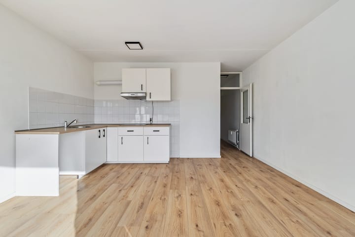 Photo 3 of Adriaan van Bergenstraat 308