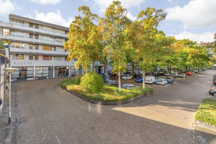 Photo 6 of Adriaan van Bergenstraat 308