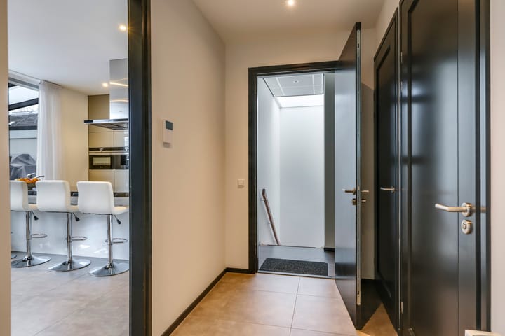 Photo 8 of Dr Huber Noodtplaats 10