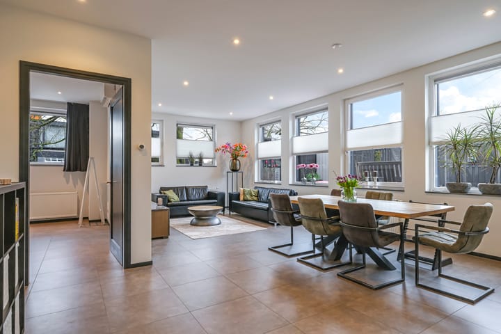 Photo 17 of Dr Huber Noodtplaats 10