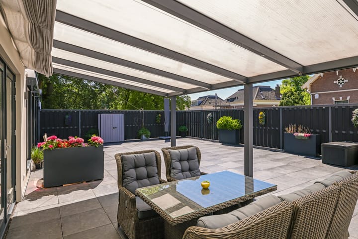 Photo 26 of Dr Huber Noodtplaats 10