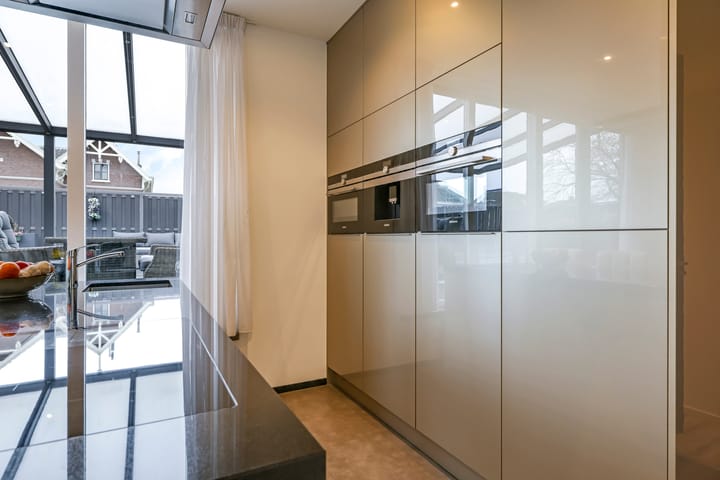 Photo 40 of Dr Huber Noodtplaats 10