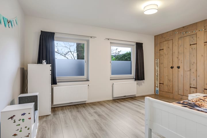 Photo 43 of Dr Huber Noodtplaats 10