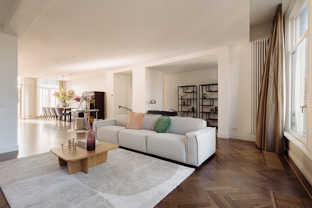 Photo 13 of Van Eeghenstraat 127-B