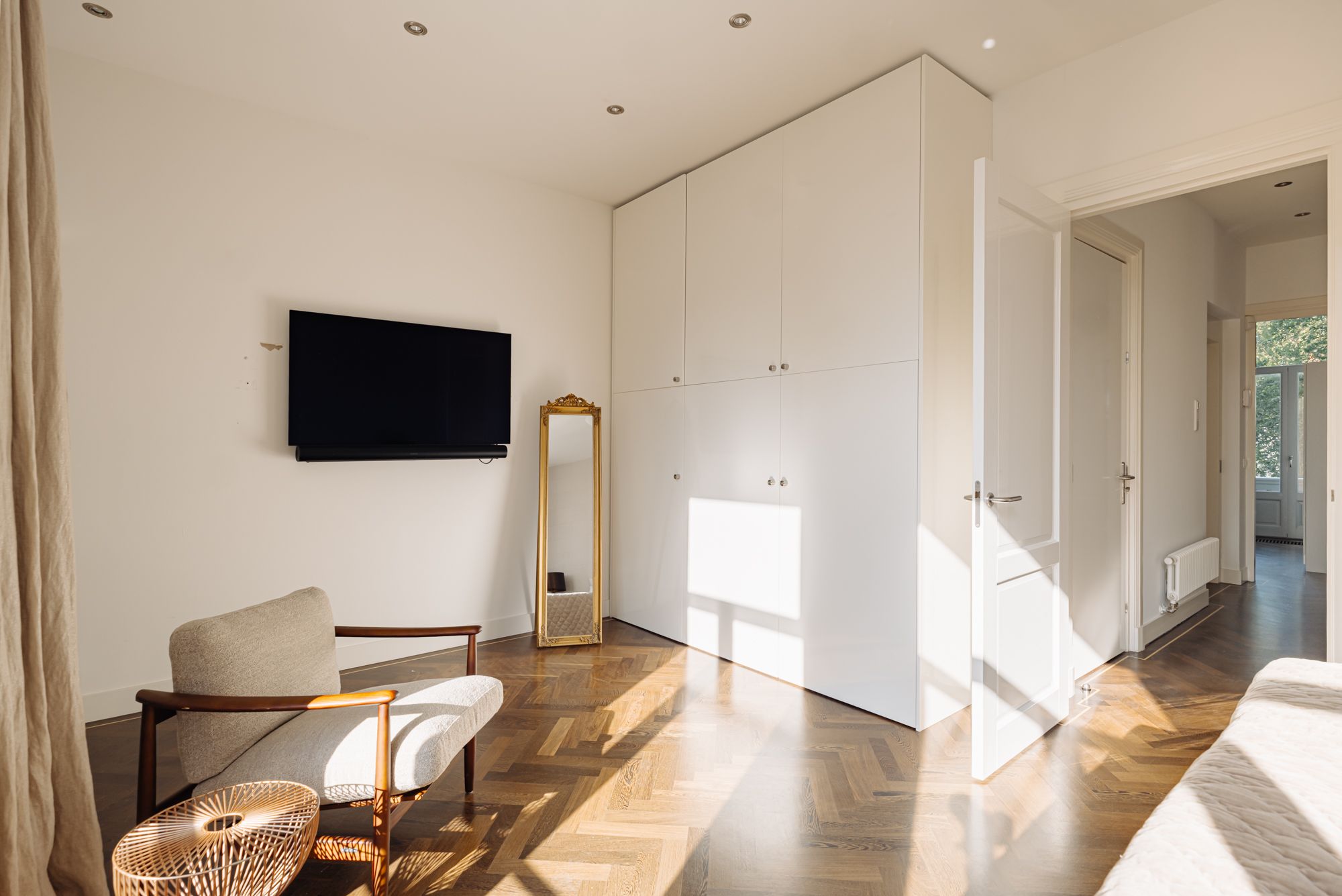 Photo 21 of Van Eeghenstraat 127-B