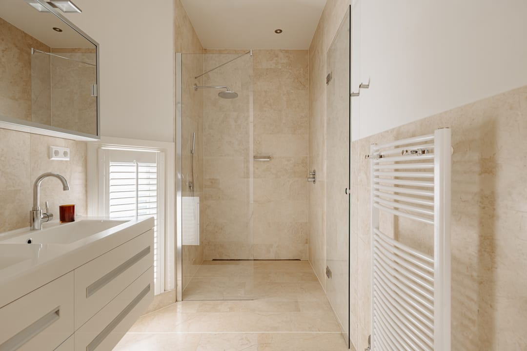 Photo 23 of Van Eeghenstraat 127-B