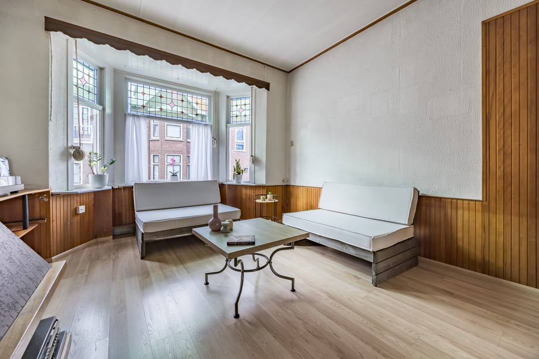 Photo 7 of Burgemeester Geillstraat 28