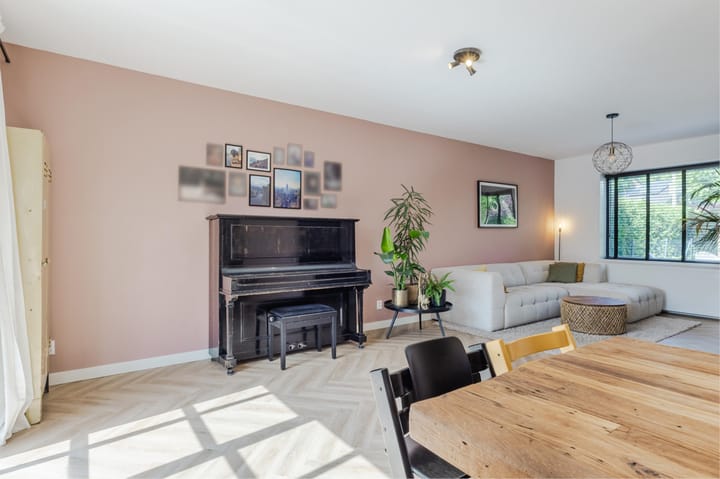 Photo 7 of Zevenheuvelenweg 79