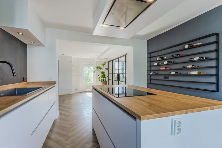 Photo 19 of Zevenheuvelenweg 79