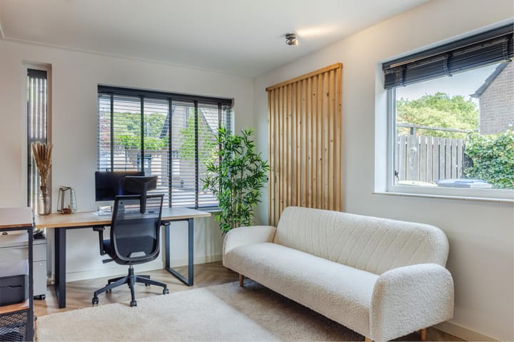 Photo 28 of Zevenheuvelenweg 79