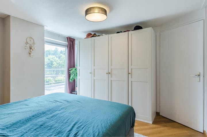 Photo 42 of Zevenheuvelenweg 79