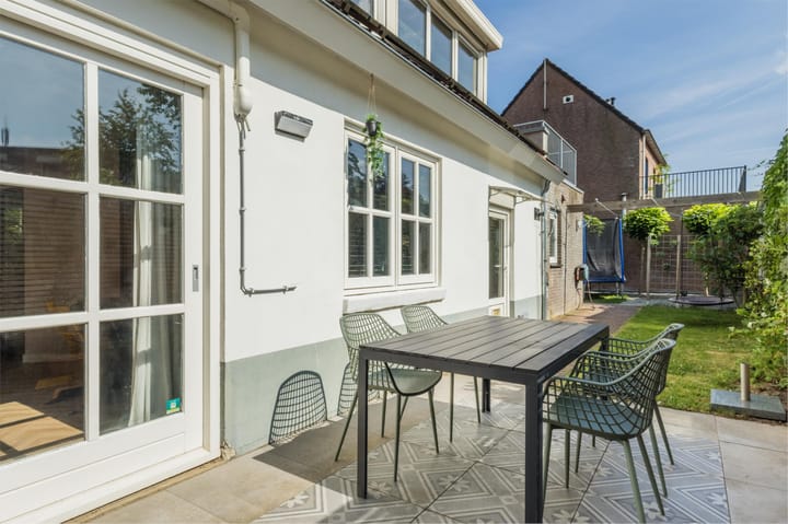 Photo 56 of Zevenheuvelenweg 79