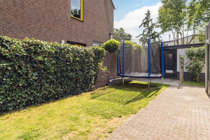 Photo 61 of Zevenheuvelenweg 79