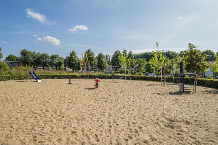 Photo 64 of Zevenheuvelenweg 79