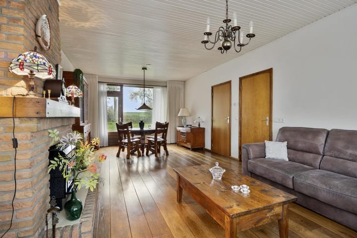 Foto 10 van Wethouder Bruensstraat 2-A