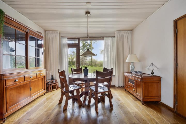 Foto 12 van Wethouder Bruensstraat 2-A