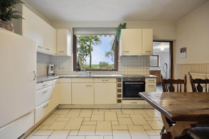 Foto 15 van Wethouder Bruensstraat 2-A