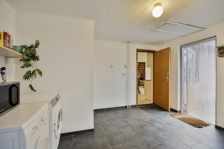 Foto 18 van Wethouder Bruensstraat 2-A