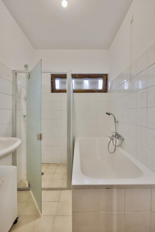 Foto 26 van Wethouder Bruensstraat 2-A