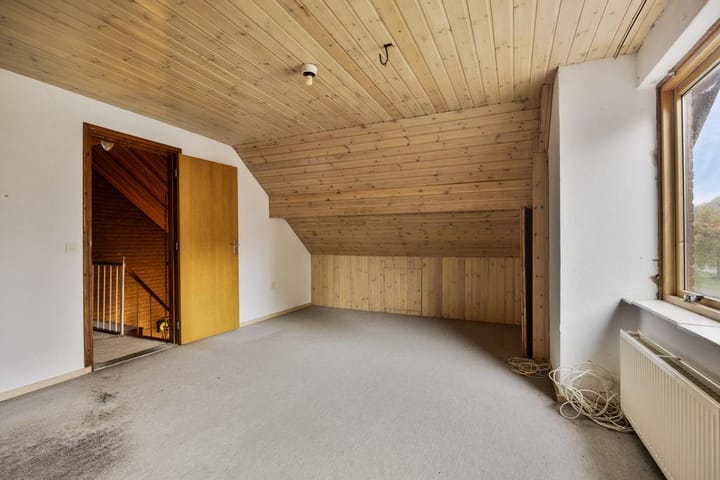 Foto 37 van Wethouder Bruensstraat 2-A