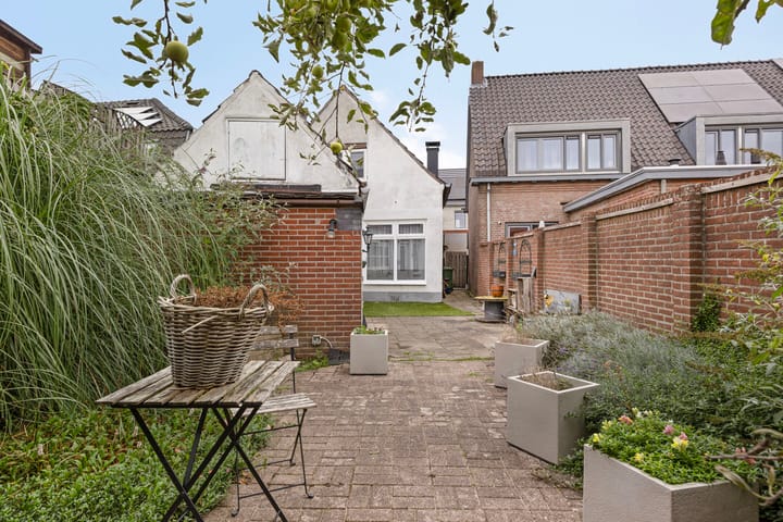 Foto 26 van 2e Haagstraat 12-B