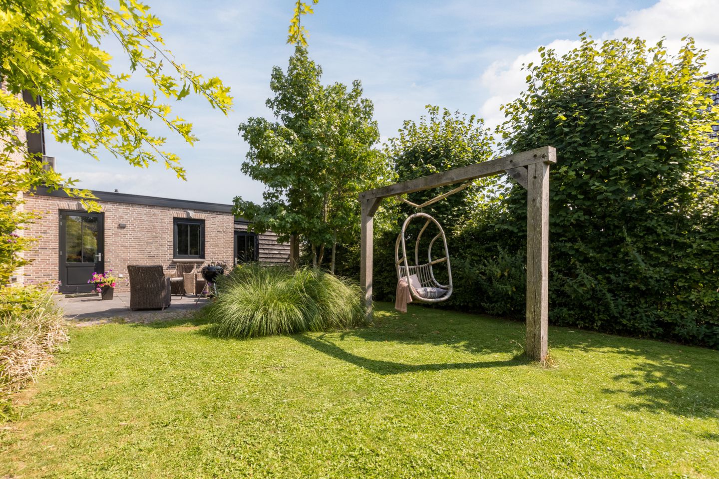 Photo 55 of Zwanebloem 18