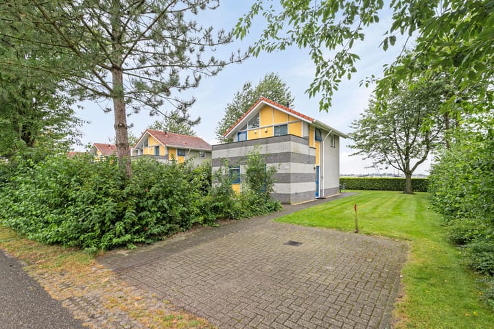 Foto 7 van Roegeweg 1-5