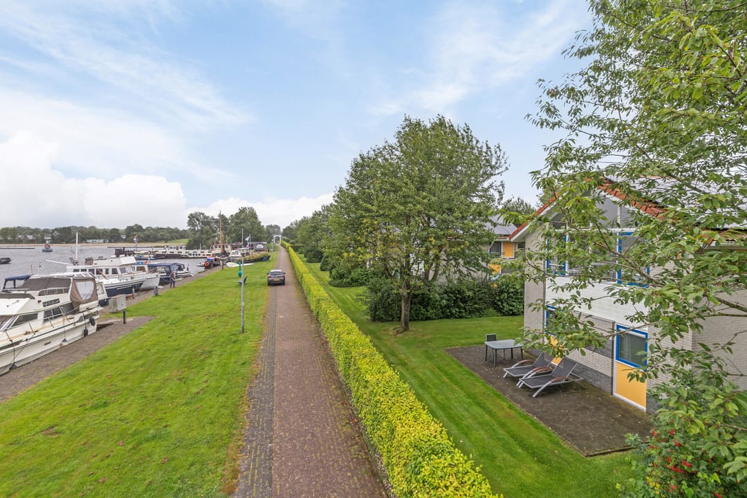 Photo 38 of Roegeweg 1-5