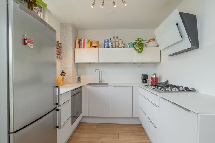 Foto 3 van Van Hogendorpstraat 142-3