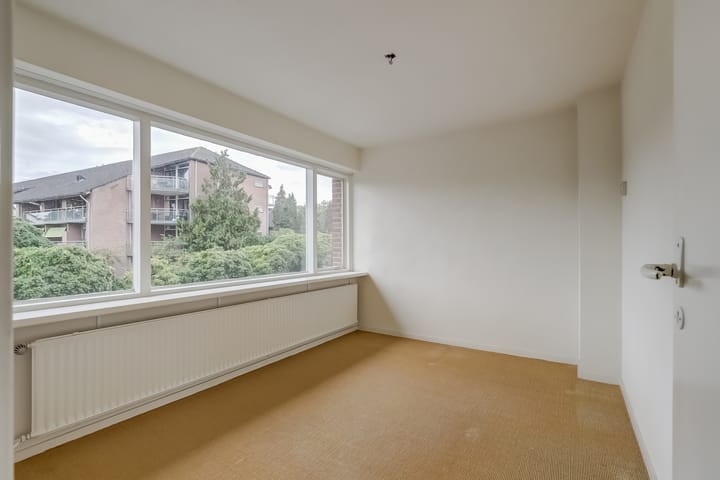 Foto 13 van van de Poelstraat 11