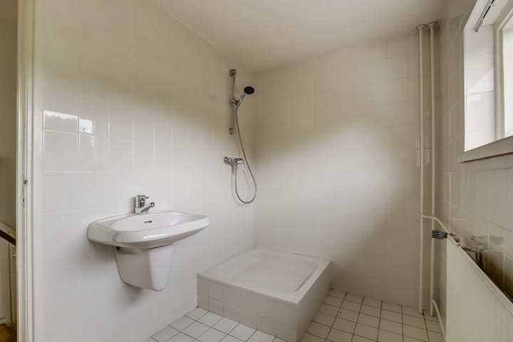 Foto 19 van van de Poelstraat 11