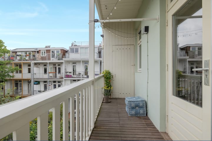 Foto 34 van Van Hogendorpstraat 142-3