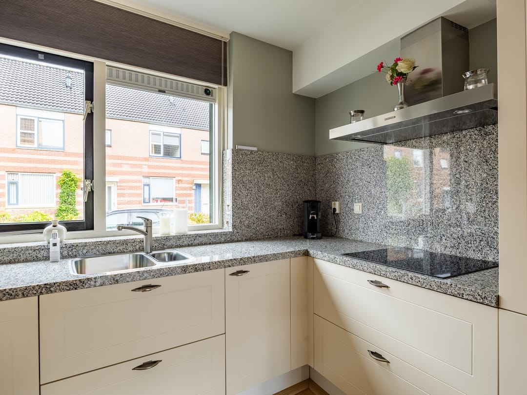 Foto 11 van Theodora Bouwmeesterstraat 9