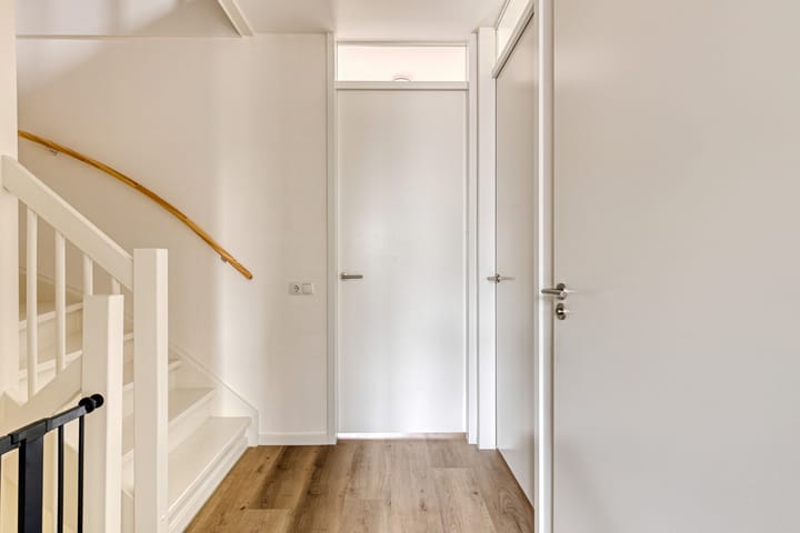 Photo 13 of Toon van den Bornestraat 8-C