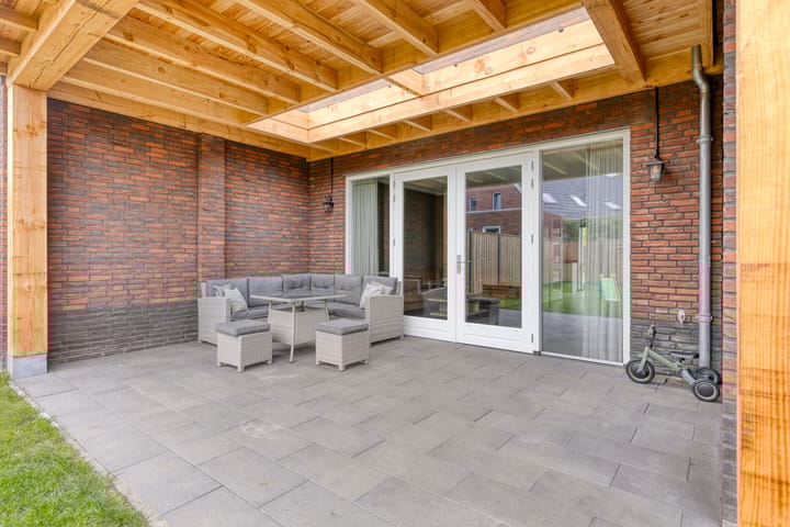 Photo 28 of Toon van den Bornestraat 8-C