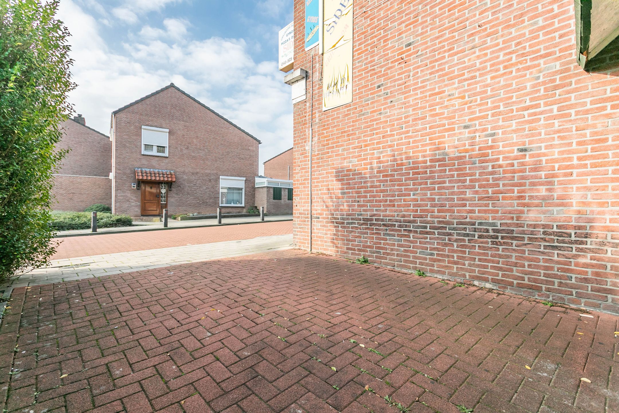 Photo 48 of Veldstraat 2