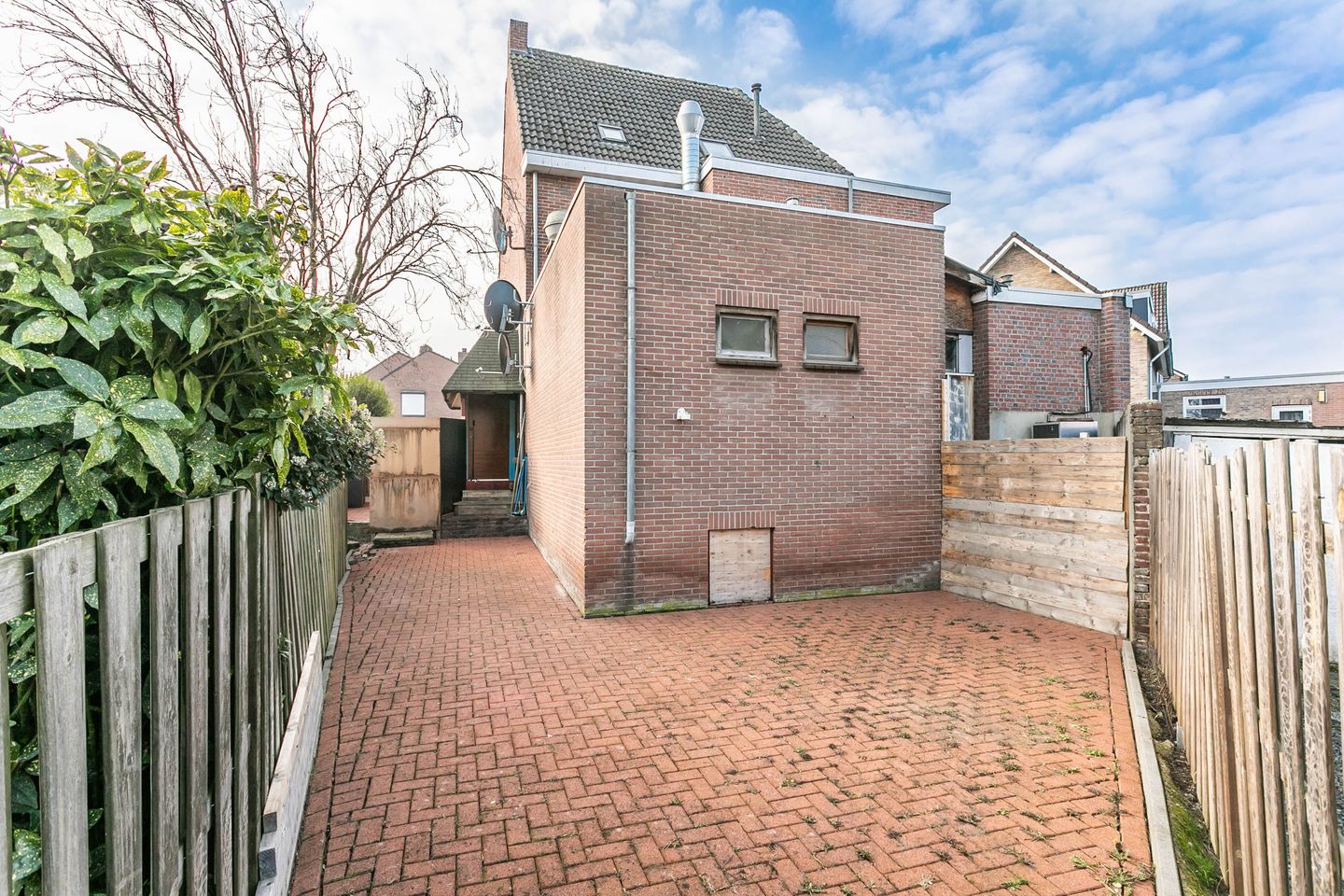 Photo 50 of Veldstraat 2