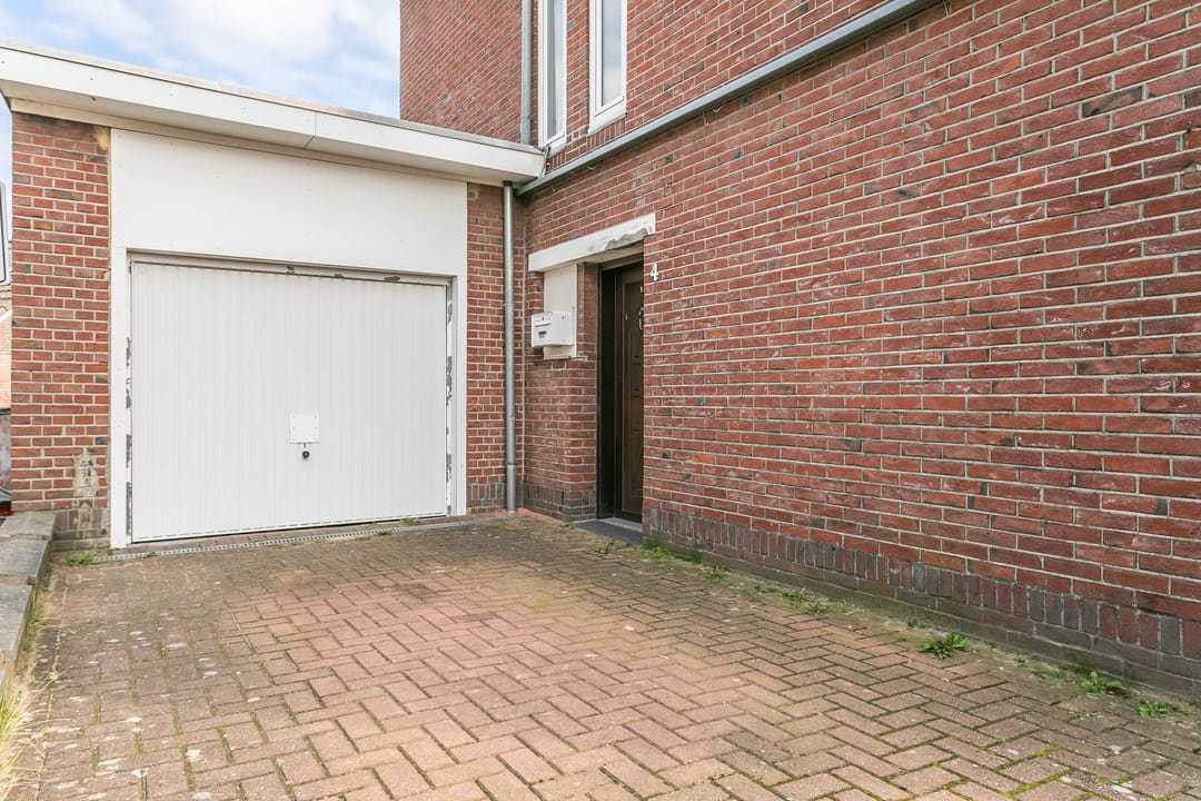Photo 52 of Veldstraat 2