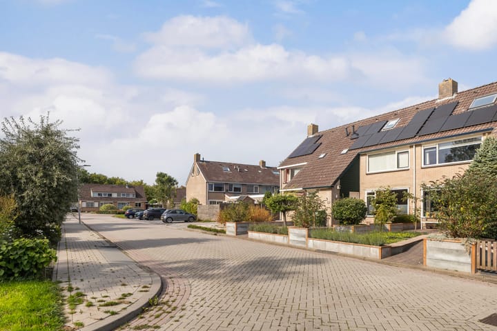 Photo 43 of Canterstins 29