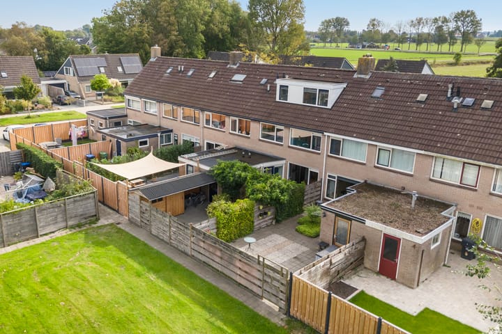 Photo 45 of Canterstins 29