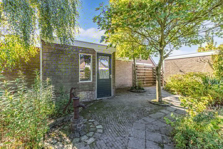 Foto 37 van Ds J van Dijkstraat 16