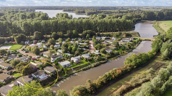 Photo 1 of Molengroet 1-602