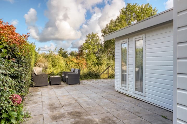 Photo 3 of Molengroet 1-602